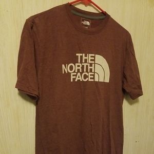 The North Face Men’s Small Maroon Short Sleeve Logo Tee – Outdoor Activewear Shi